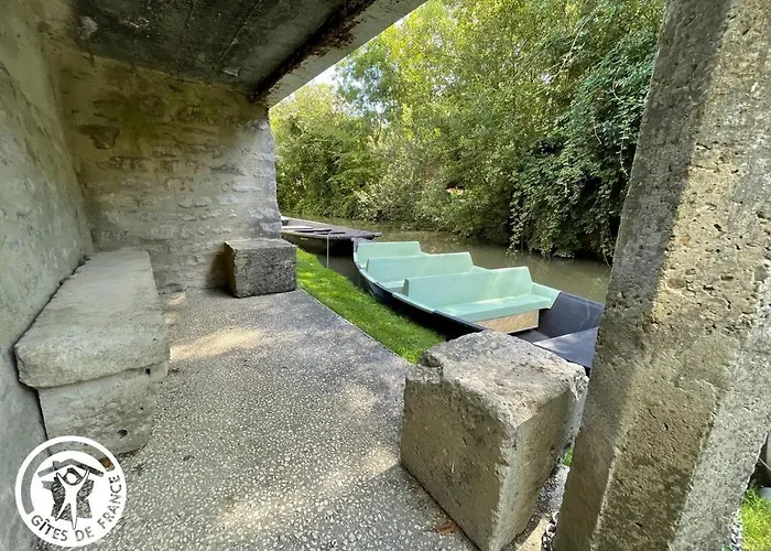 Au Bord De L'eau Avec Canoes, Terrasse Et Jardin A Damvix, Au Coeur Du Marais Poitevin. - Fr-1-426-354 Σπίτι διακοπών *